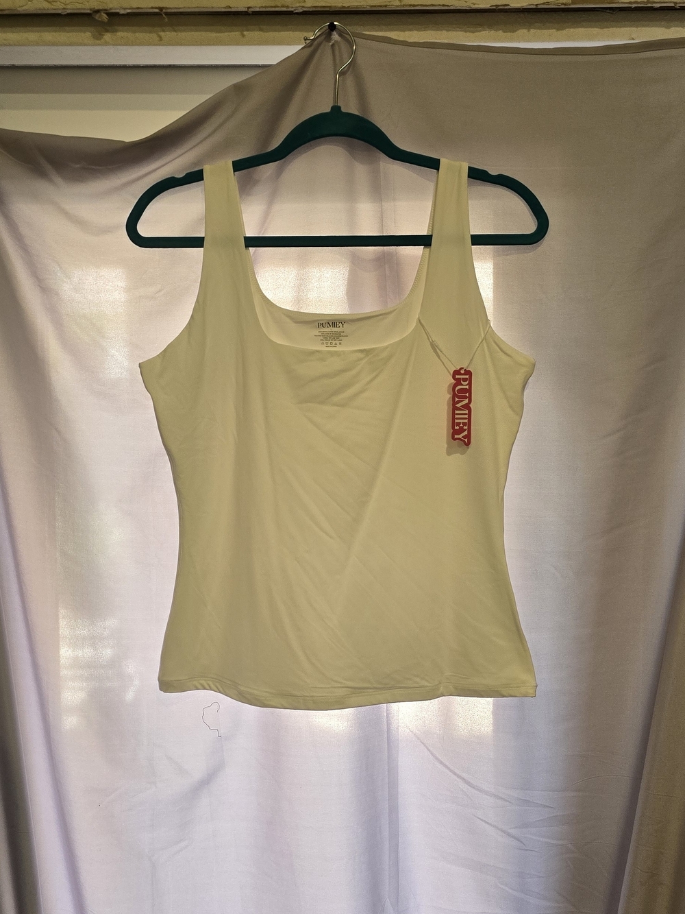 Pumiey Cream Scoop Neck Tank Top